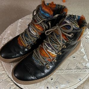 Josef Seibel boots, 39(8-8-1/2) is size, multi colored